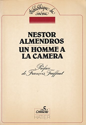 un homme à la caméra