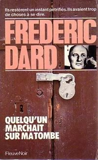 quelqu'un marchait sur ma tombe