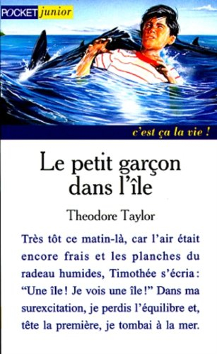 Le petit garçon dans l'île