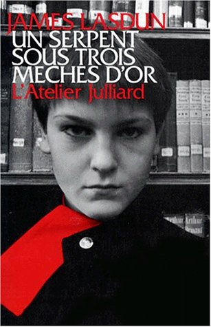 Un serpent sous trois mèches d'or