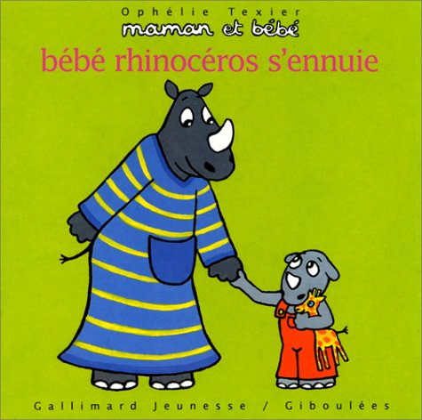 Bébé rhinocéros s'ennuie