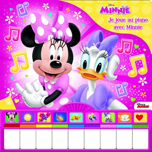 Je joue au piano avec Minnie