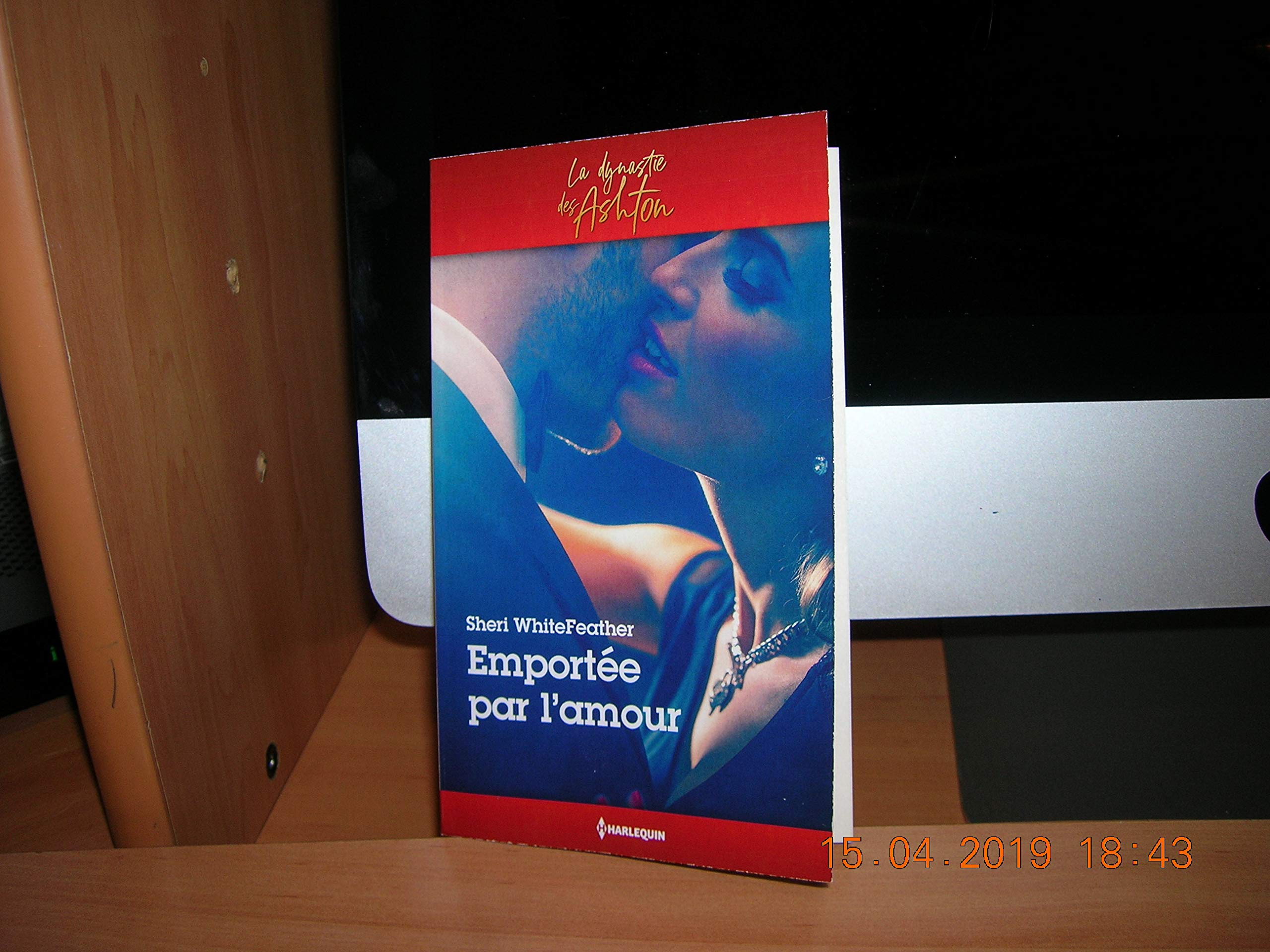 LA DYNASTIE DES AHSTON : EMPORTÉE PAR L'AMOUR TOME 7