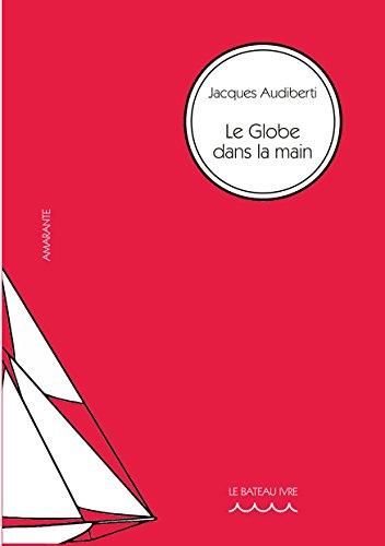le globe dans la main