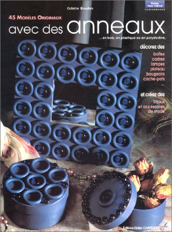 Avec des anneaux