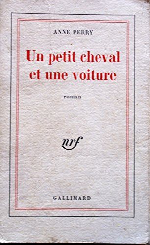 un petit cheval et une voiture