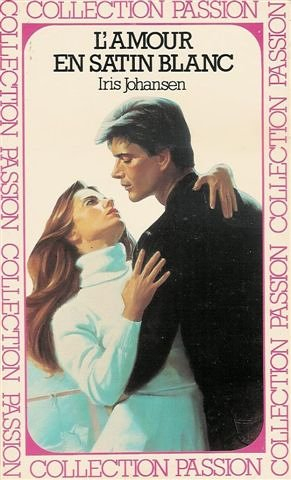 l'amour en satin blanc