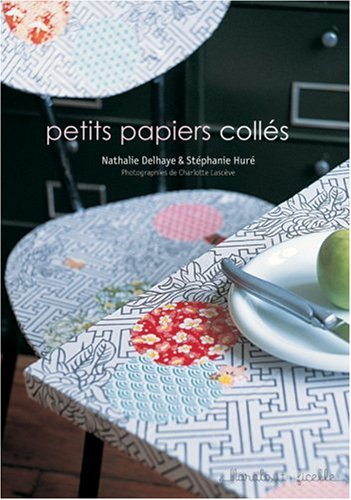 petits papiers collés